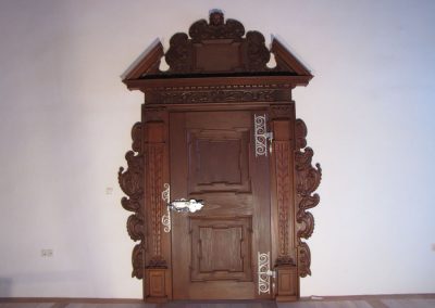 Kopija renesančnih grajskih vrat iz gradu Negova