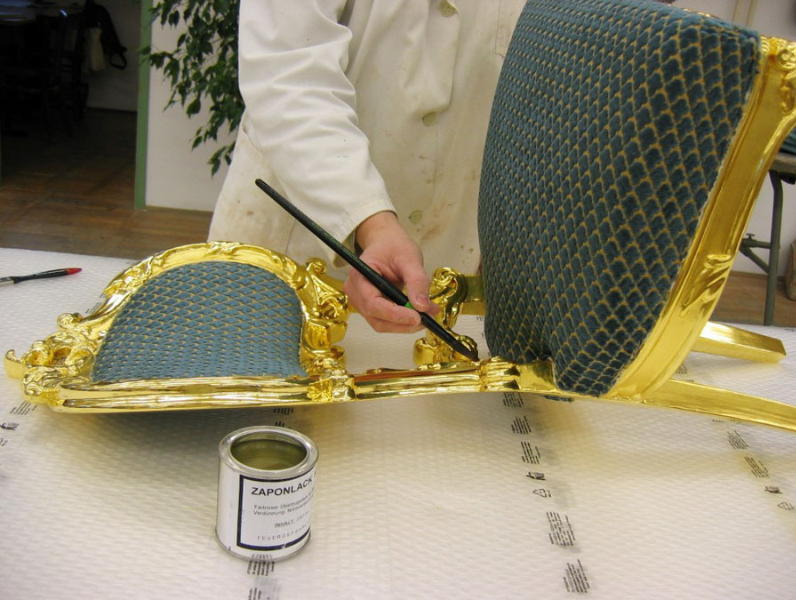 Pozlata posameznih predmetov ali delov pohištva Pozlata posameznih predmetov ali delov pohištva