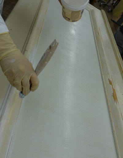 Nanos novega barvnega sloja na stabilno površino