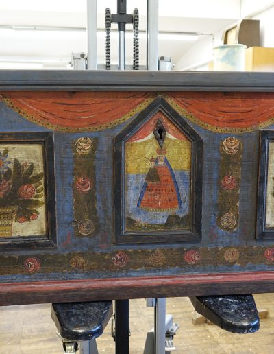 Skrinja po končanih posegih