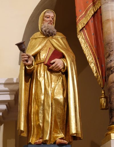 Lesena plastika sv. Antona po končanem kons.-rest. posegu